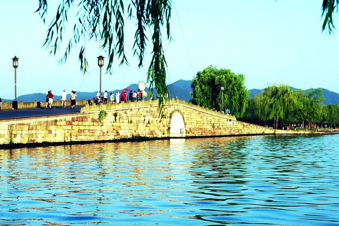 Hangzhou West Lake Walking Day Tour - Traveler Reviews and Ratings