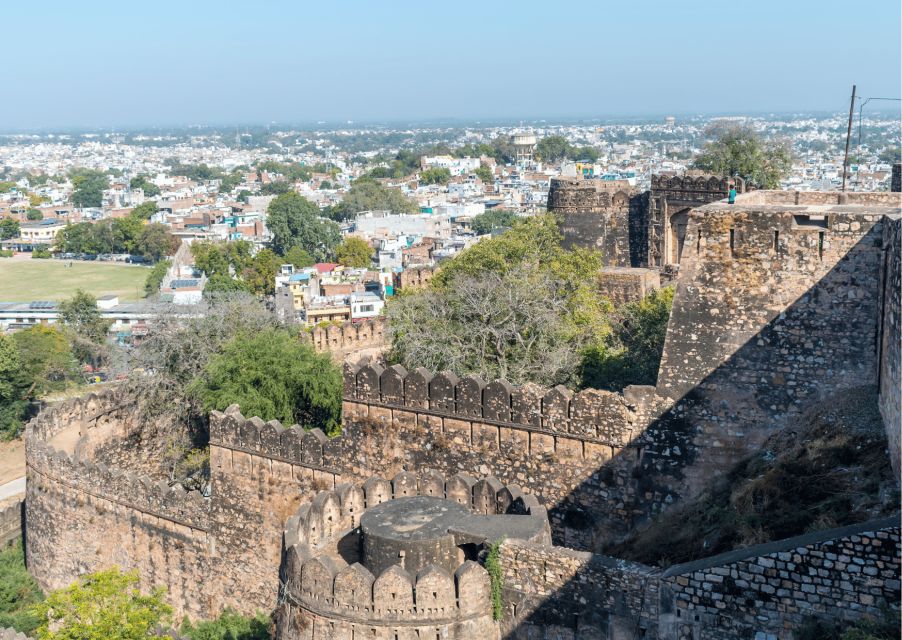 Heritage & Cultural Walk of Jhansi (Guided Walking Tour) - Booking Details