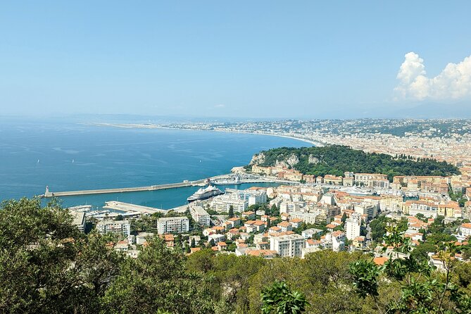 Hike and Panoramic Lunch in Nice - Common questions
