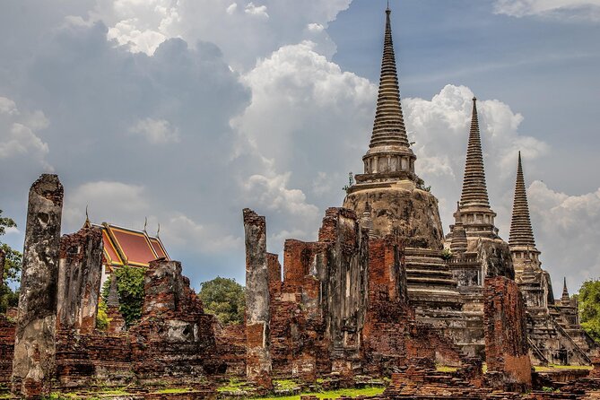 Historic City of Ayutthaya Full Day Private Tour From Bangkok - Lunch and Refreshments