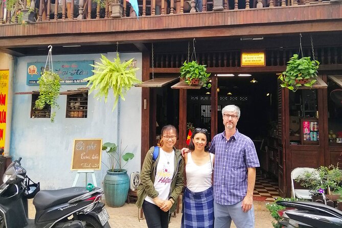 Ho Chi Minh City Private Walking Tours With Young Local Volunteers - Tour Highlights