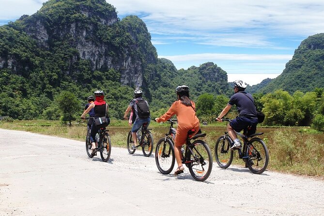 Hoa Lu, Tam Coc, and Mua Cave Small-Group Tour From Hanoi - Additional Details