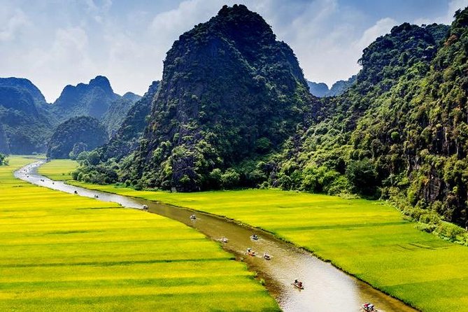 Hoa Lu Tam Coc Full-Day DELUXE Tour Including BUFFET LUNCH & River Boat Ride - Tour Logistics and Inclusions