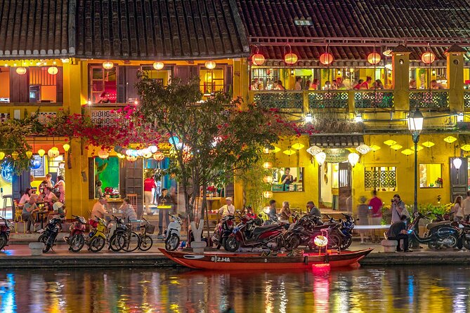 Hoi an Ancient Town Walking Street Food Tours With Night Market - Traveler Reviews