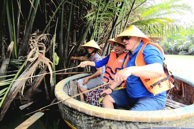 Hoi an Eco Cooking Class(Local Market, Basket Boat Ride,Crab Fishing & Cooking) - Basket Boat Adventure