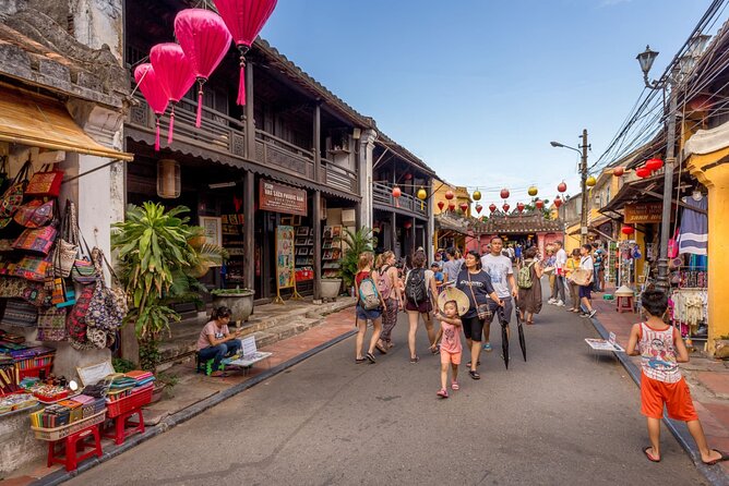 Hoi An Evening Small-Group Foodie Tour - Traveler Experience