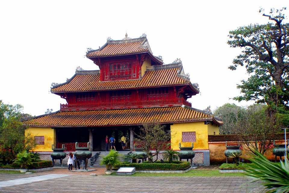 Hue: Royal Tombs and Thien Mu Pagoda Private Guided Tour - Rating & Reviews