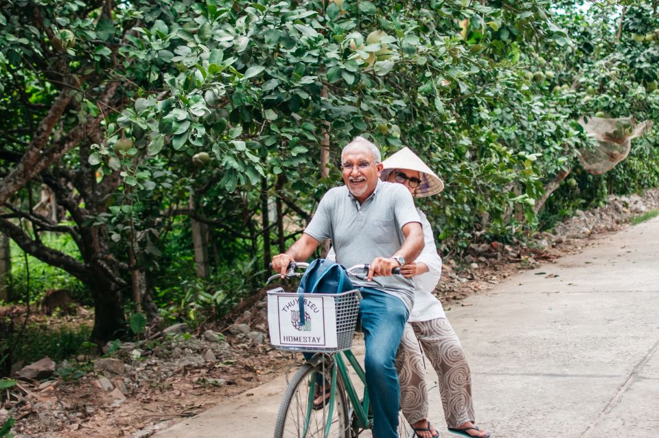 Hue: Thuy Bieu Village Bike Tour With Lunch - Customer Reviews