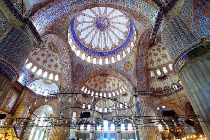 Imperial Istanbul Half-Day Tour: Hagia Sophia, Basillica Cistern and Grand Bazaar - Tour Experience Highlights