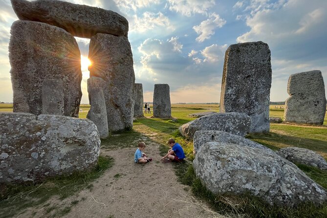 Inner Circle Access of Stonehenge Including Bath and Lacock Day Tour From London - Why Choose This Tour