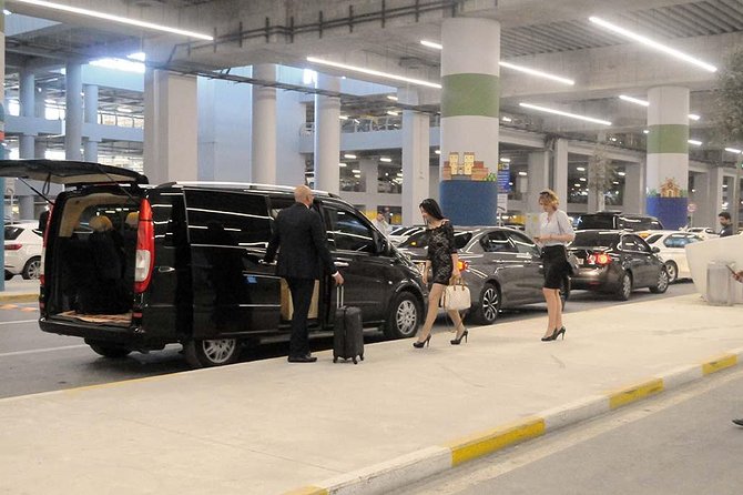 Istanbul Airport Transfer - One Way - Meet-and-Greet Service