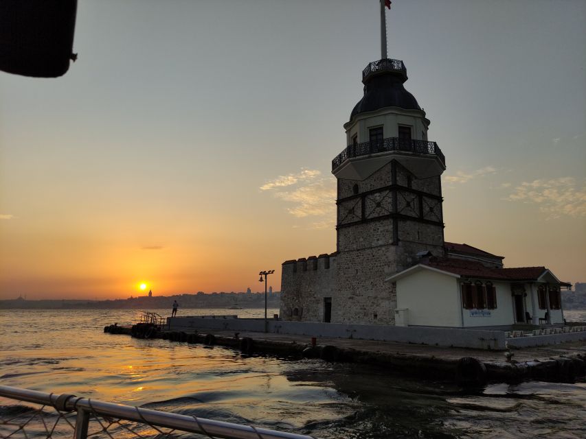 Istanbul: Bosphorus Sunset Cruise With Snacks and Drinks - Customer Reviews