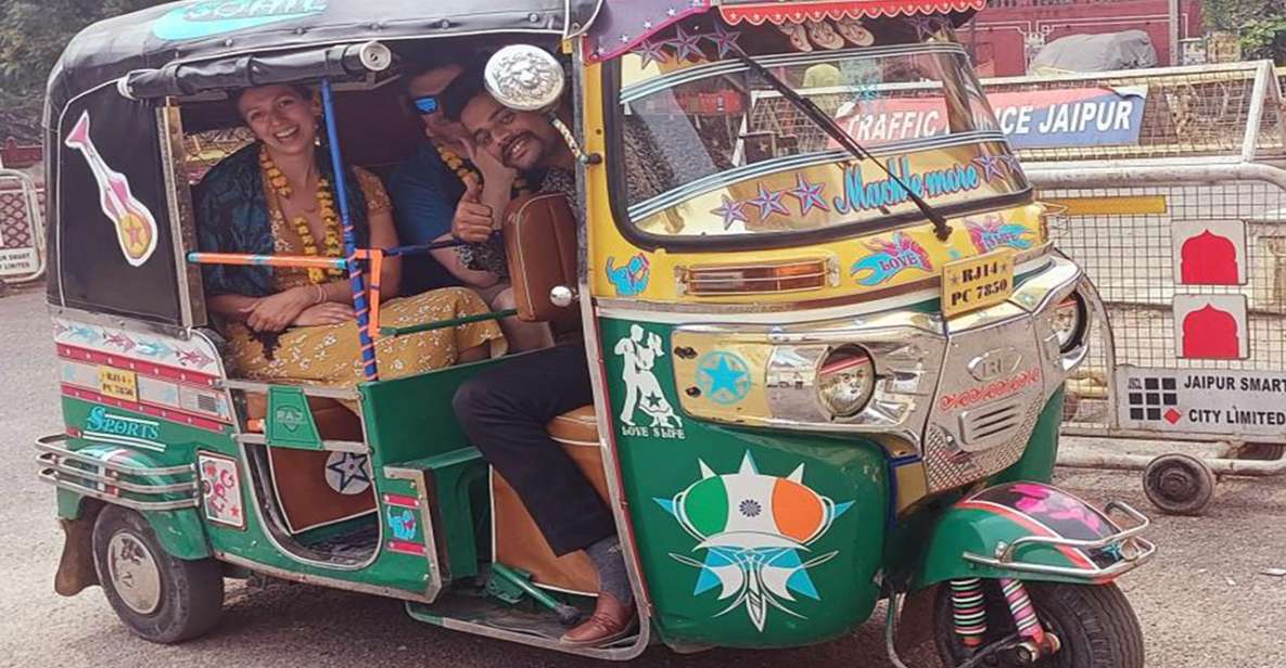 Jaipur Shopping Tour by Tuk Tuk - Shopping Experience