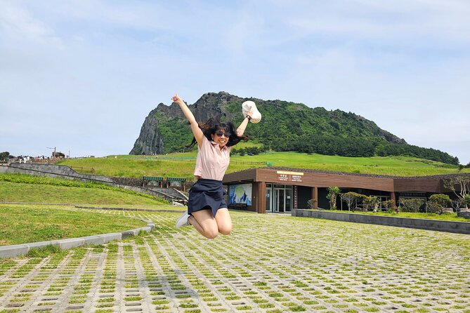 Jeju Mt. Hallasan Hiking & Oreum Volcanic Cone Day TOUR - Safety and Guidelines