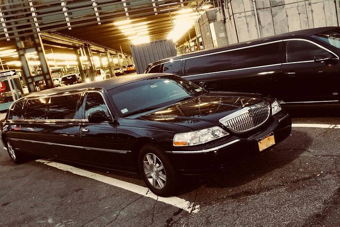 JFK Airport To Manhattan Stretch Limo Luxury SUV Sprinter Van - Vehicle Options and Amenities