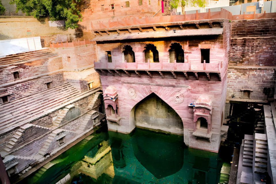 Jodhpur: Mehrangarh Fort Private Guided City Tour - Toorji Ka Jhalra Step Well