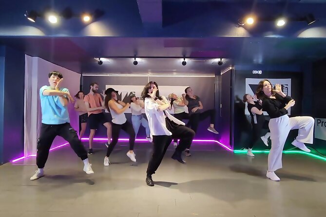 K-Pop Dance Class in Seoul (Free Video Shooting & Editing Incl.) - Meet Talented Instructors