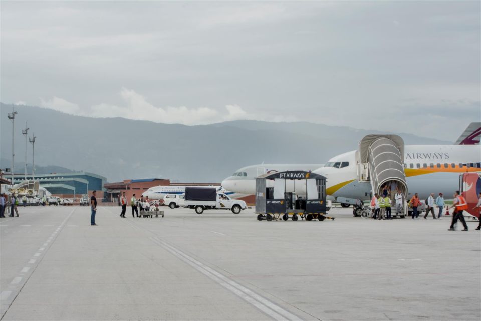 Kathmandu: Airport Meet and Greet Service - VIP Treatment Benefits