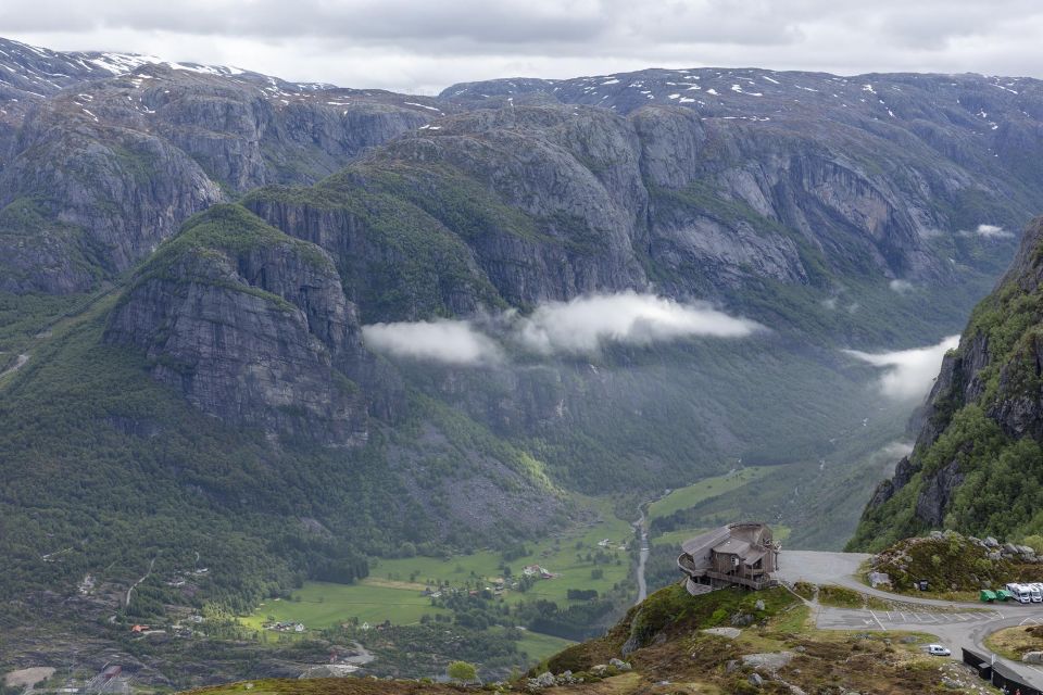 Kjerag: Summer Hike - Logistical Information