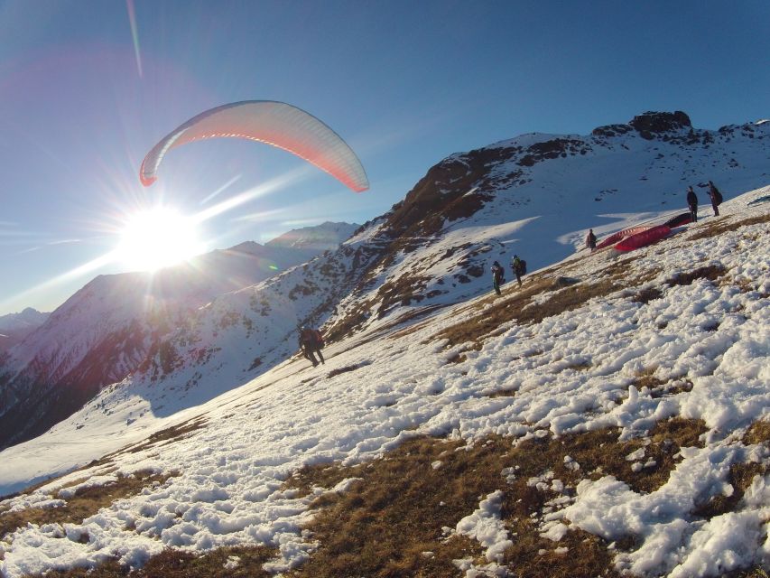 Klosters: Tandem Paragliding Experience Summer and Winter - Background