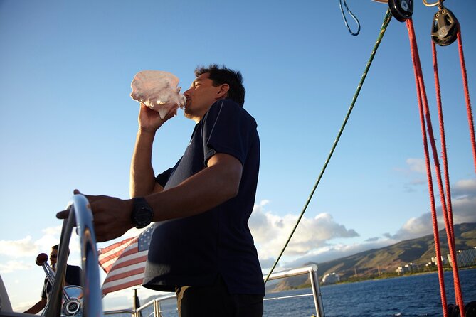 Kona, Hawaii: Whale-Watching Tour on a Catamaran  - Big Island of Hawaii - Booking and Cancellation Policies