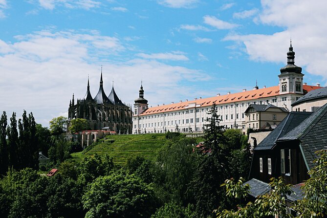 Kutna Hora Private Day Trip From Prague With Lunch, Admission and Local Treat - Pricing Information