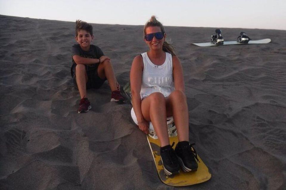 La Paz: Sunset Sandboarding at La Paz Dunes Tour - Inclusions