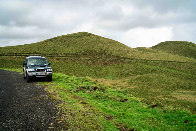 Lakes and Volcanoes Private Jeep Tour (Full Day) - Last Words