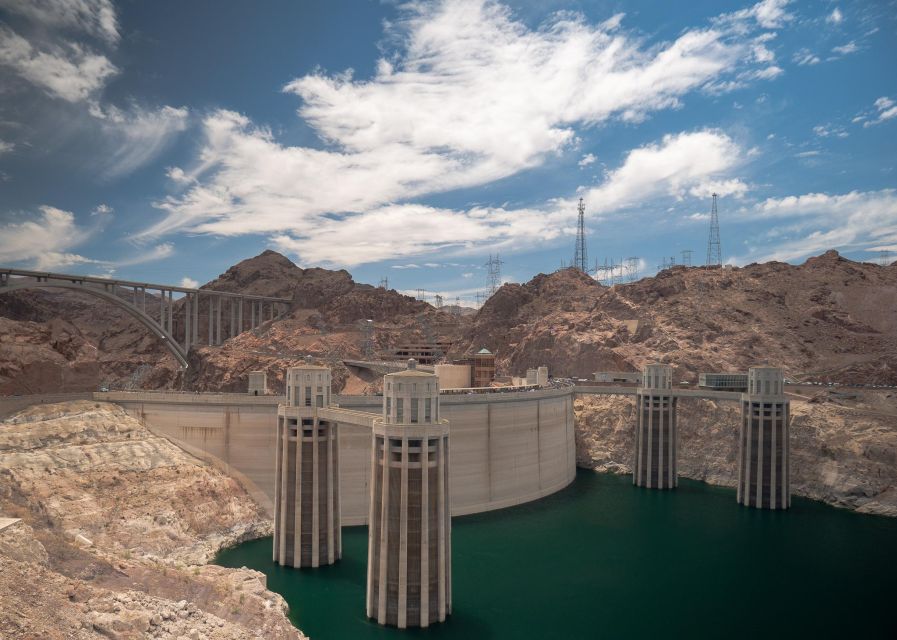 Las Vegas: Hoover Dam, Valley of Fire, Lake Mead Day Tour - Customer Reviews
