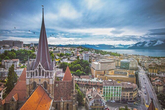 Lausanne Scavenger Hunt and Best Landmarks Self-Guided Tour