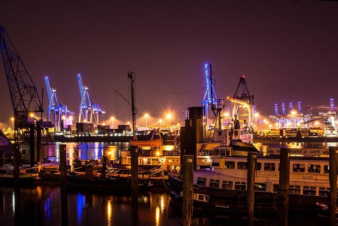 Lights Tour Through the Port of Hamburg and to the Historic Warehouse District - Host Responses to Feedback