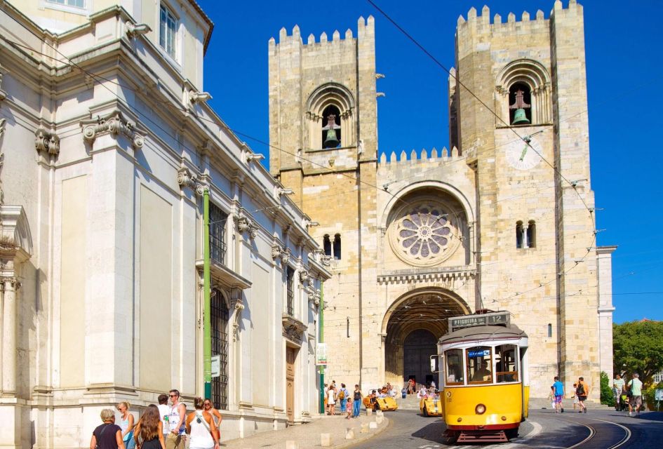 Lisbon City Tour: Alfama, New Town and Belém - Panoramic Viewpoints