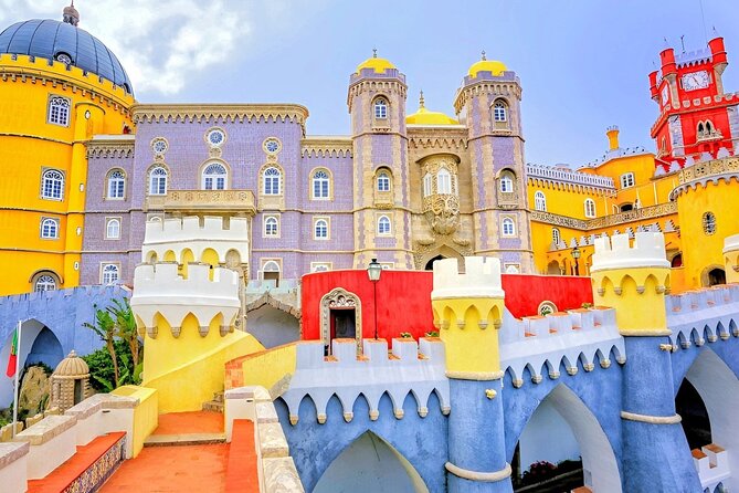 Lisbon: Pena Palace & Garden, Sintra, CaboRoca & Cascais Day Tour - Viators Service Overview