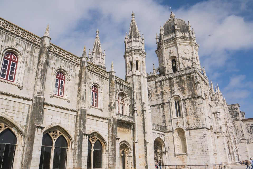 Lisbon: Walking Tour, Boat Cruise, Trams, and Elevators - Booking Details