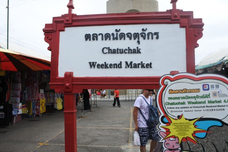 Local Weekend Markets: Khlong Lat Mayom & Chatuchak Tour - Guide and Transportation Services