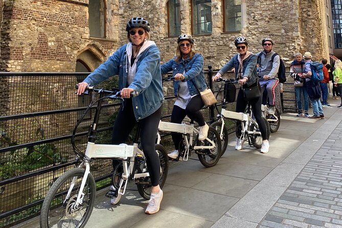 London Highlights Small-Group Electric Bike Tour - Tour Guide and Experience