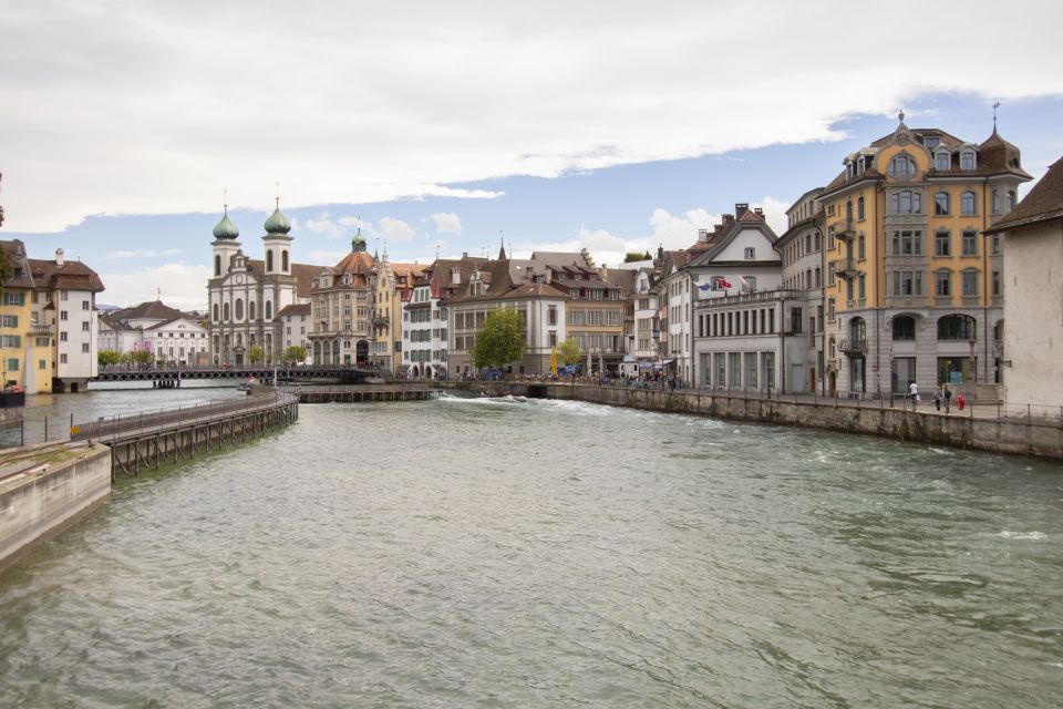 Lucerne: Express Walk With a Local in 60 Minutes - Logistics and Details