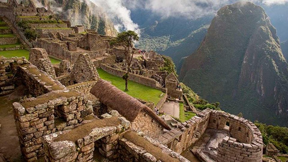 Machu Picchu Private: Exclusive Adventure From Cusco Lunch - Highlights of the Experience