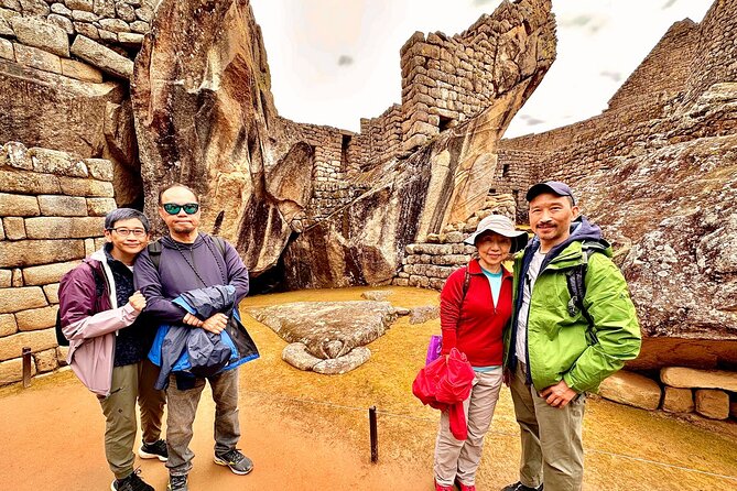 Machu Picchu Tour 2 Days Cusco Aguas Calientes - Itinerary for the 2-Day Experience