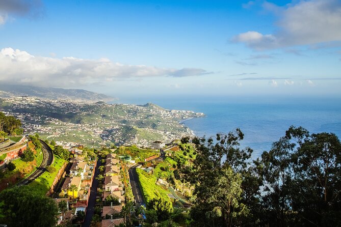 Madeira : West and East Mega Tour in 1 Day With Drinks and Snacks - Photography Opportunities