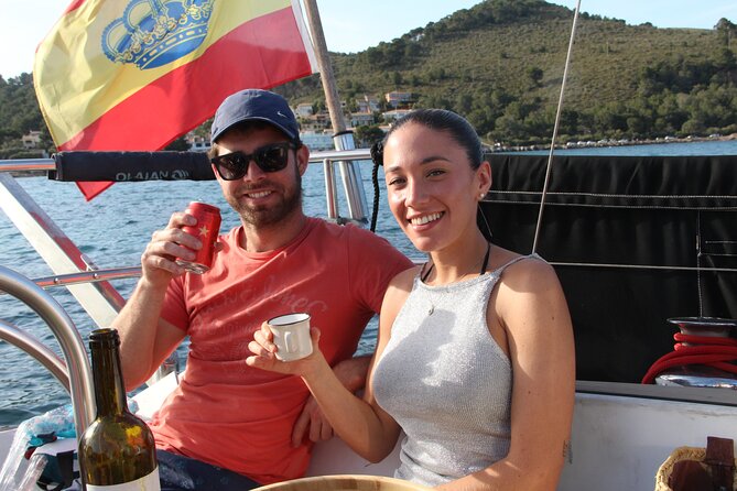 Mallorca Sailing Tour With Food Drinks and Snorkel - Scenic Views of Mallorca Coastline
