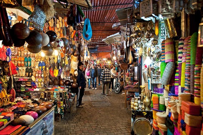 Marrakech 3 Hours Guided Sightseeing Tour - Common questions