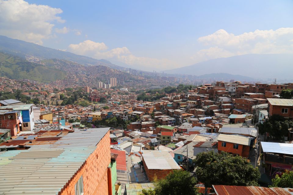 Medellin: Barrio Transformation Tour - Additional Information