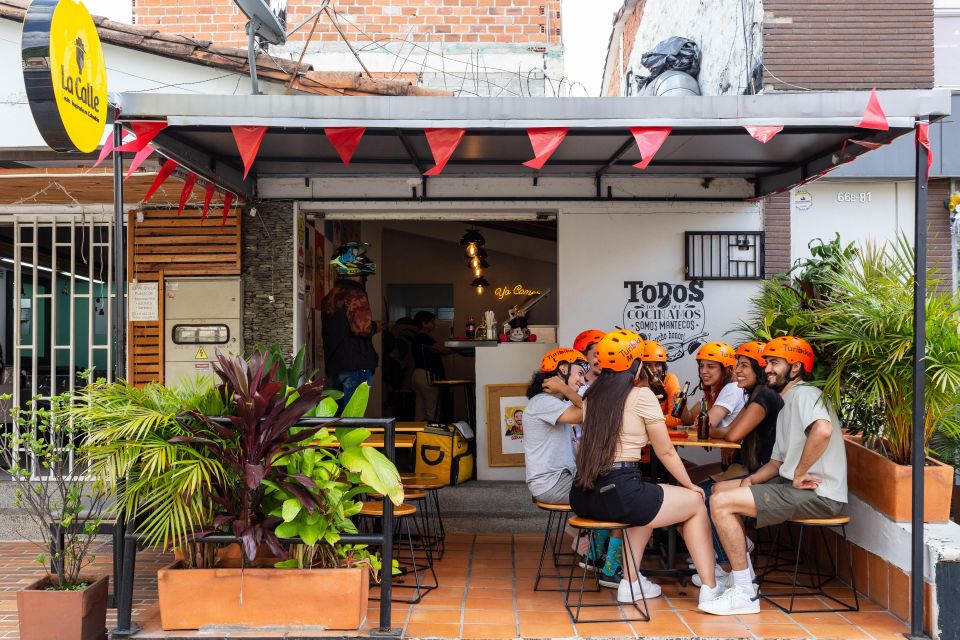 Medellín: E-bike and Foodie Tour - Tour Experience