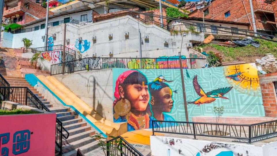 Medellin: Graffiti Tour Comuna 13 - Location Details