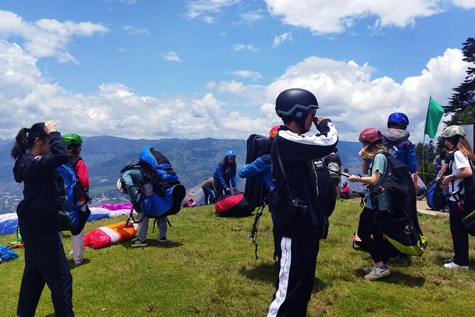 Medellín: Paragliding in the Colombian Andes - Safety Considerations