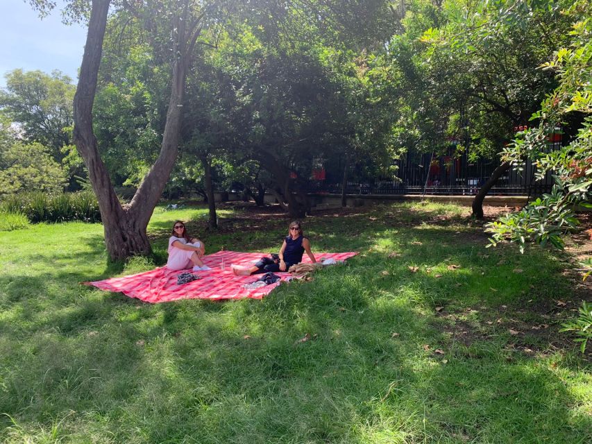 Mexico City: Walk Through Chapultepec Park Secrets Picnic - Common questions