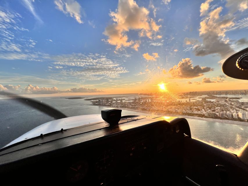 Miami: South Beach Private 30-Minute Guided Flight Tour - Flight Experience Description
