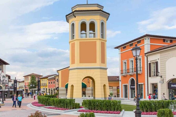 Milan: Serravalle Outlet Shuttle - Positive Experiences and Recommendations