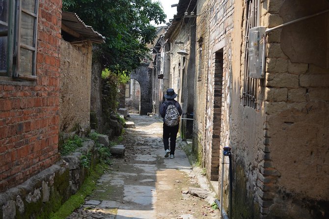Mini Group CityWalk: Guilin Scenic and Outskirts Ancient Town - Common questions